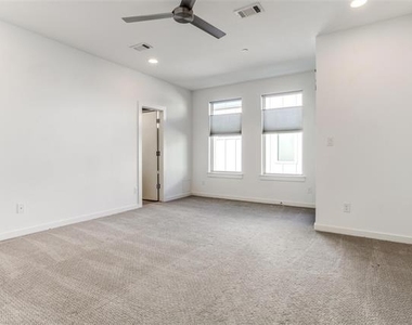 1907 Summit Avenue - Photo Thumbnail 19