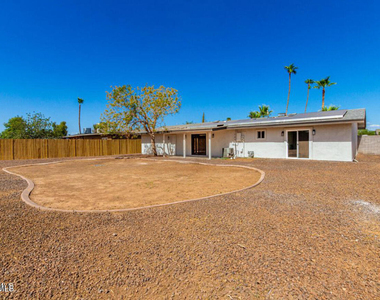 12424 N 33rd Street - Photo Thumbnail 10
