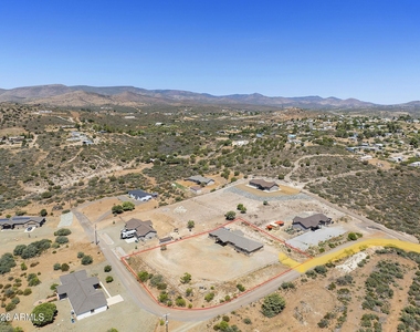 10930 S Banjo Way - Photo Thumbnail 43