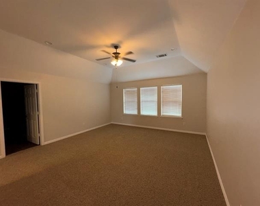 1006 Knoxbridge Road - Photo Thumbnail 32