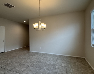 28233 N Chalcocite Street - Photo Thumbnail 3