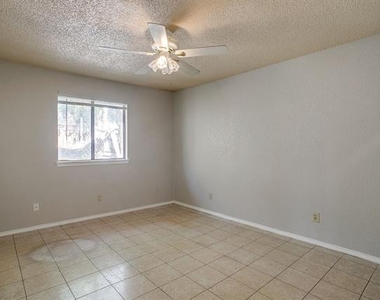 4517 Compass Court - Photo Thumbnail 12