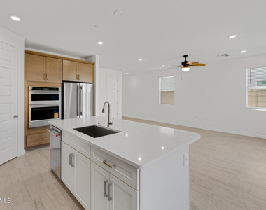 9817 S 12th Street - Photo Thumbnail 12