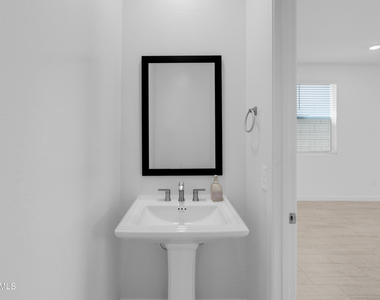 9817 S 12th Street - Photo Thumbnail 17