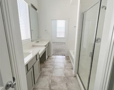 1120 Sheldon Drive - Photo Thumbnail 19