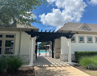 1120 Sheldon Drive - Photo Thumbnail 26