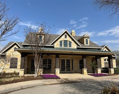 1120 Sheldon Drive - Photo Thumbnail 21