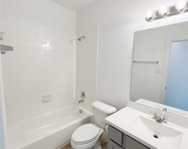 1120 Sheldon Drive - Photo Thumbnail 7