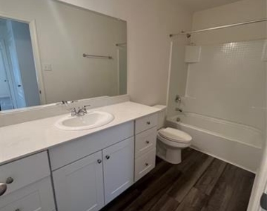 1806 Washington Street - Photo Thumbnail 14