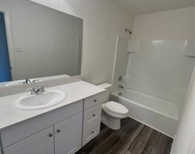 1806 Washington Street - Photo Thumbnail 21