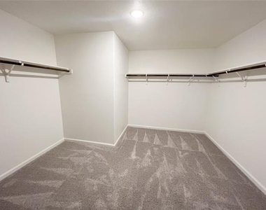 1806 Washington Street - Photo Thumbnail 20