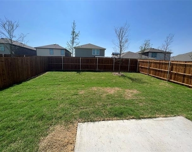 1806 Washington Street - Photo Thumbnail 23