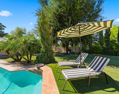 10432 W Avalon Drive - Photo Thumbnail 25