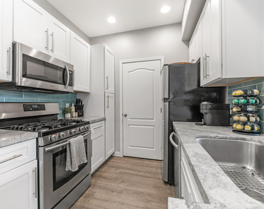 6900 E Princess Drive - Photo Thumbnail 5