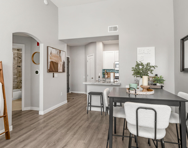 6900 E Princess Drive - Photo Thumbnail 7