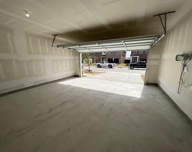 1710 Washington Street - Photo Thumbnail 17