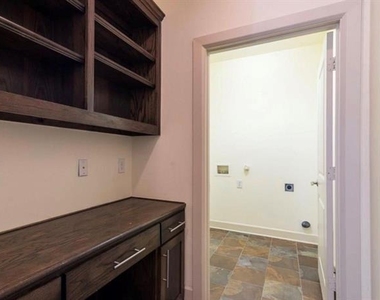 4311 Hartford Street - Photo Thumbnail 4