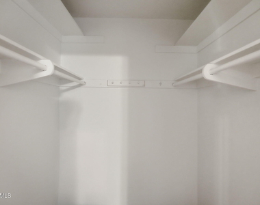 3937 S Mill Avenue - Photo Thumbnail 31