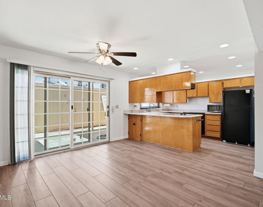3937 S Mill Avenue - Photo Thumbnail 8