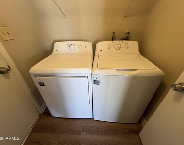 6627 S 44th Street - Photo Thumbnail 15