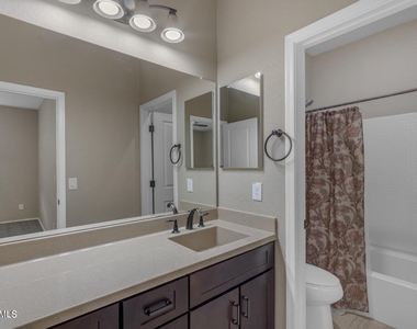 22841 S 225th Place - Photo Thumbnail 25