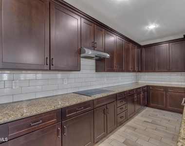 22841 S 225th Place - Photo Thumbnail 5