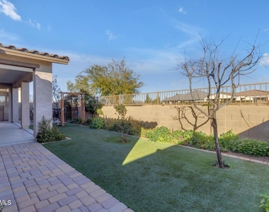 22841 S 225th Place - Photo Thumbnail 31