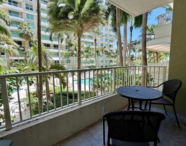 625 Casa Loma Boulevard - Photo Thumbnail 11