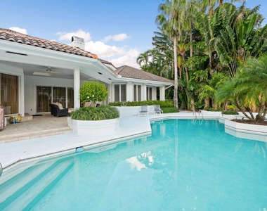 351 Eagle Drive - Photo Thumbnail 7