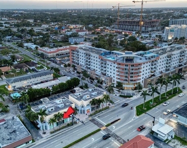 200 E Dania Beach Boulevard - Photo Thumbnail 6