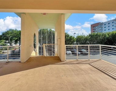 200 E Dania Beach Boulevard - Photo Thumbnail 7