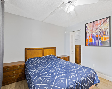 6300 Nw 62nd Street - Photo Thumbnail 3