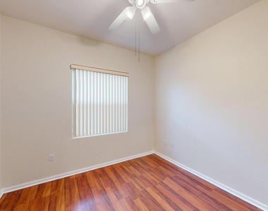 1610 Presidential Way - Photo Thumbnail 20