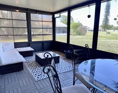 1478 Se Larkwood Circle - Photo Thumbnail 19