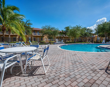 2502 Nw 4th Street - Photo Thumbnail 12
