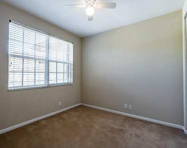 2502 Nw 4th Street - Photo Thumbnail 16