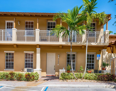 2502 Nw 4th Street - Photo Thumbnail 1