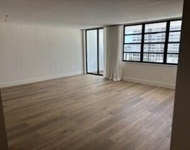 2780 Ne 183rd Street - Photo Thumbnail 3