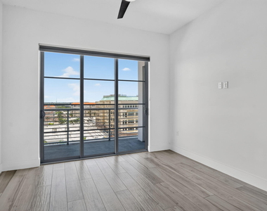 155 E Boca Raton Road - Photo Thumbnail 11