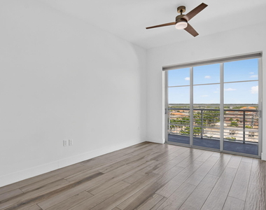 155 E Boca Raton Road - Photo Thumbnail 10