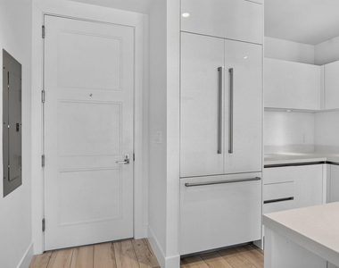 155 E Boca Raton Road - Photo Thumbnail 3