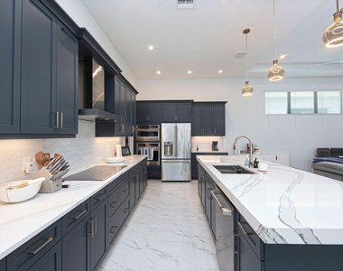 11338 Sw Pietra Way - Photo Thumbnail 5
