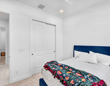 11338 Sw Pietra Way - Photo Thumbnail 23
