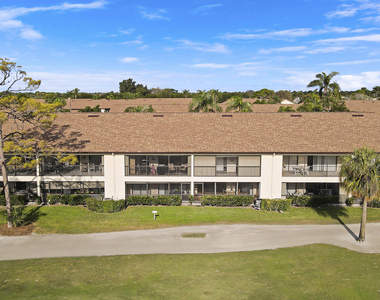1001 Pinecrest Circle - Photo Thumbnail 24
