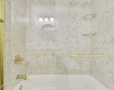 1001 Pinecrest Circle - Photo Thumbnail 21