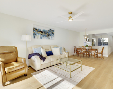 1001 Pinecrest Circle - Photo Thumbnail 11