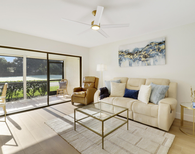 1001 Pinecrest Circle - Photo Thumbnail 12