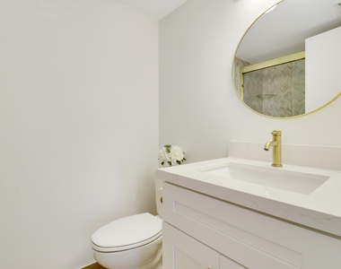 1001 Pinecrest Circle - Photo Thumbnail 20
