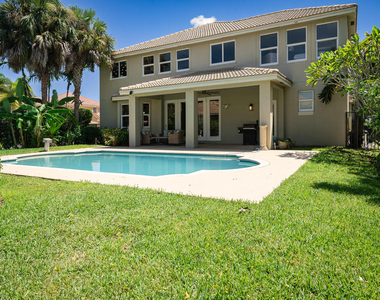 5569 Se Hammock Reserve Terrace - Photo Thumbnail 3