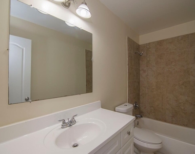 8604 Brookline Avenue - Photo Thumbnail 7
